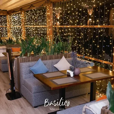 Time Hotel&spa 4* 키시나우
