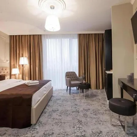 호텔 Time Hotel&spa 키시나우