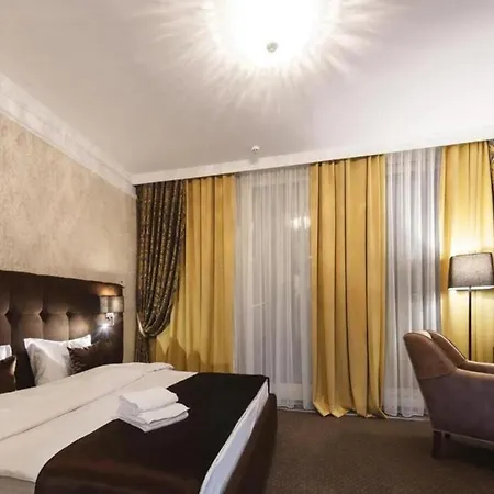 호텔 Time Hotel&spa 키시나우